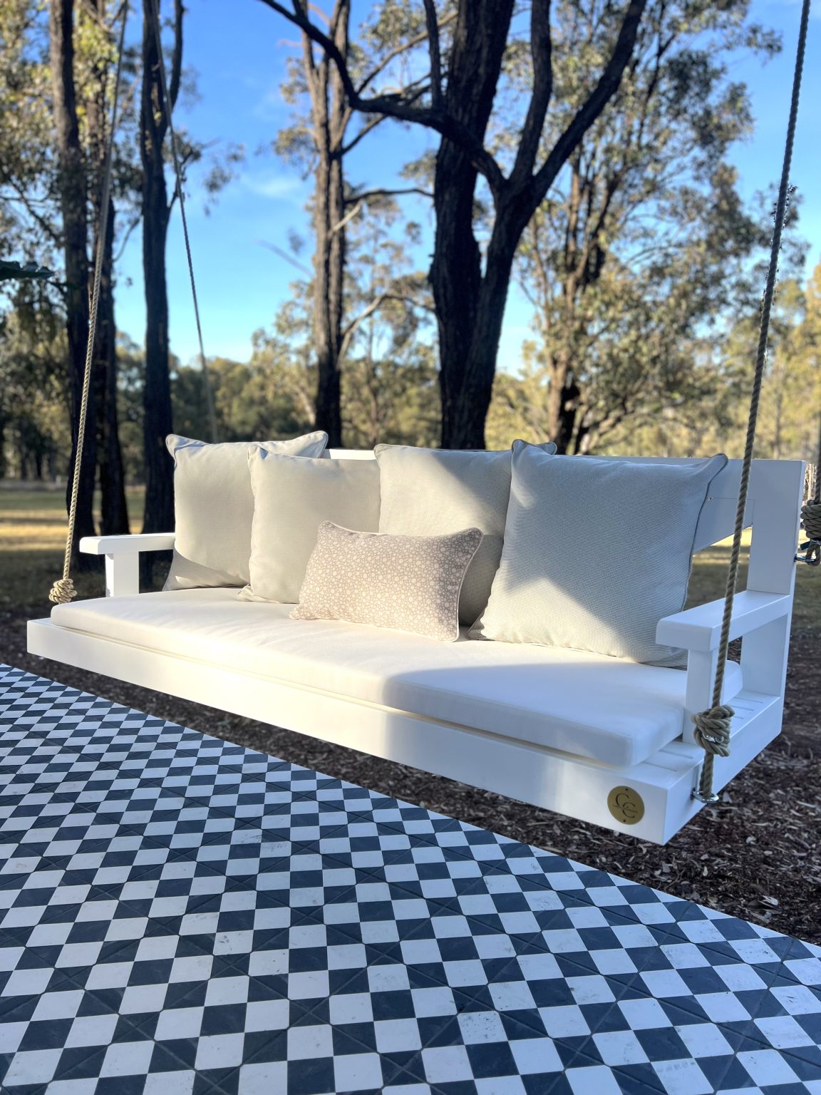 white-hanging-daybed